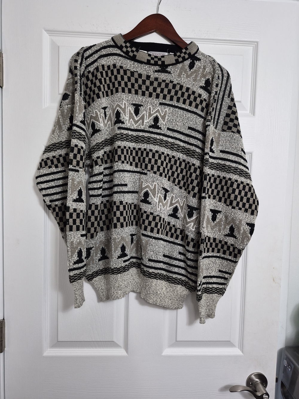 Bugatchi Black and Cream Chest Board Geometric Crewneck Sweater